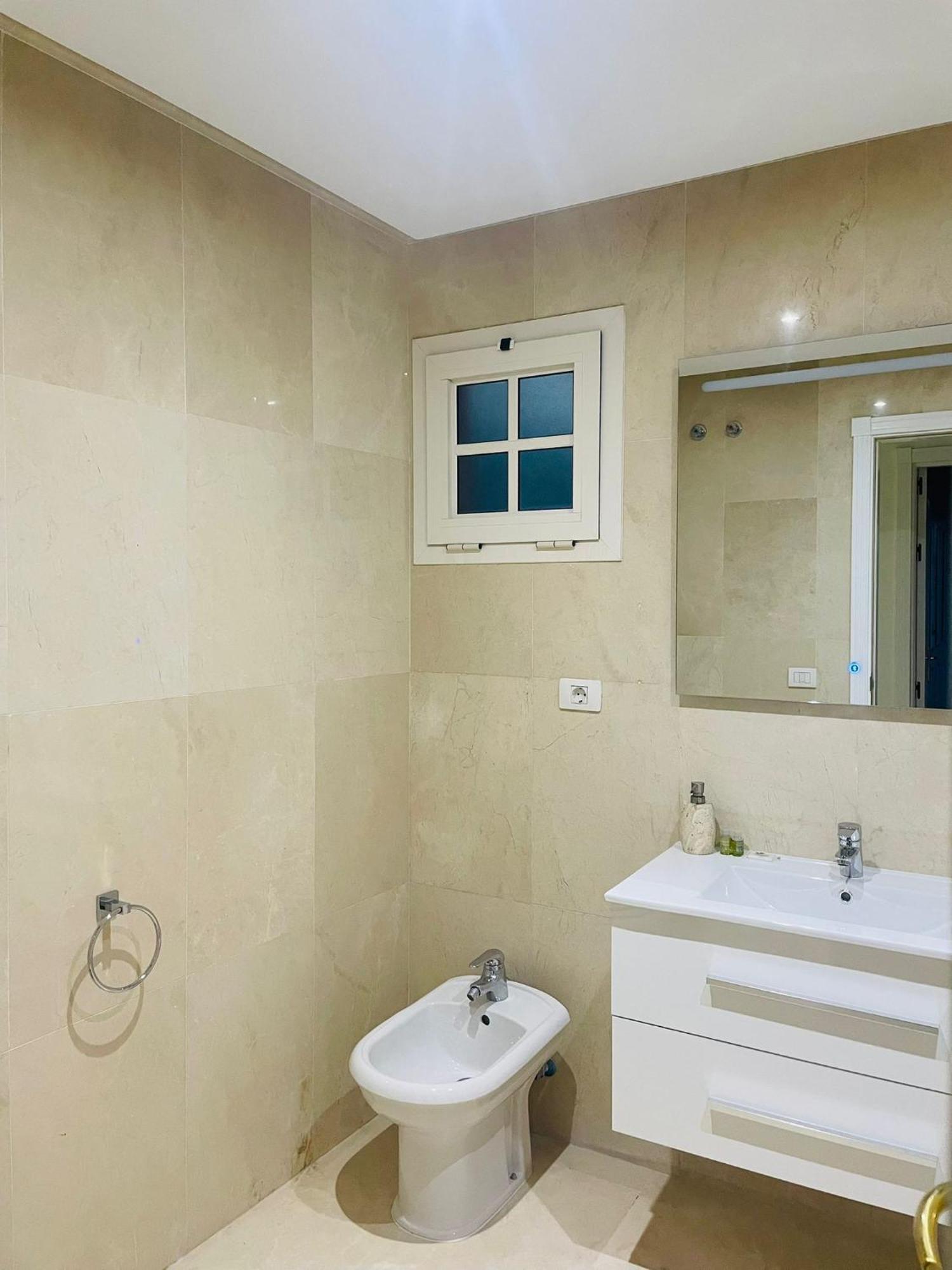 Apartment With Large Terrace In Terrazas Del Duque Адехе Екстериор снимка