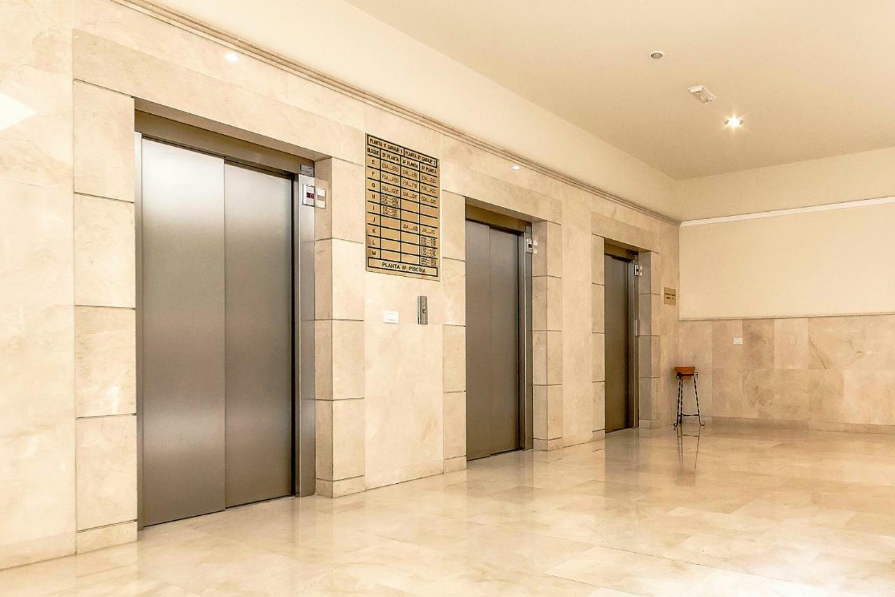 Apartment With Large Terrace In Terrazas Del Duque Адехе Екстериор снимка