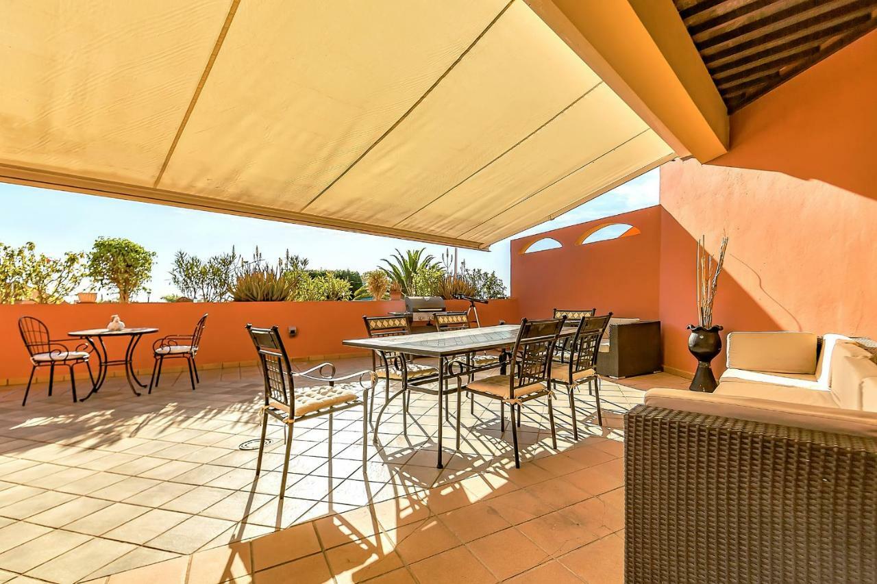 Apartment With Large Terrace In Terrazas Del Duque Адехе Екстериор снимка