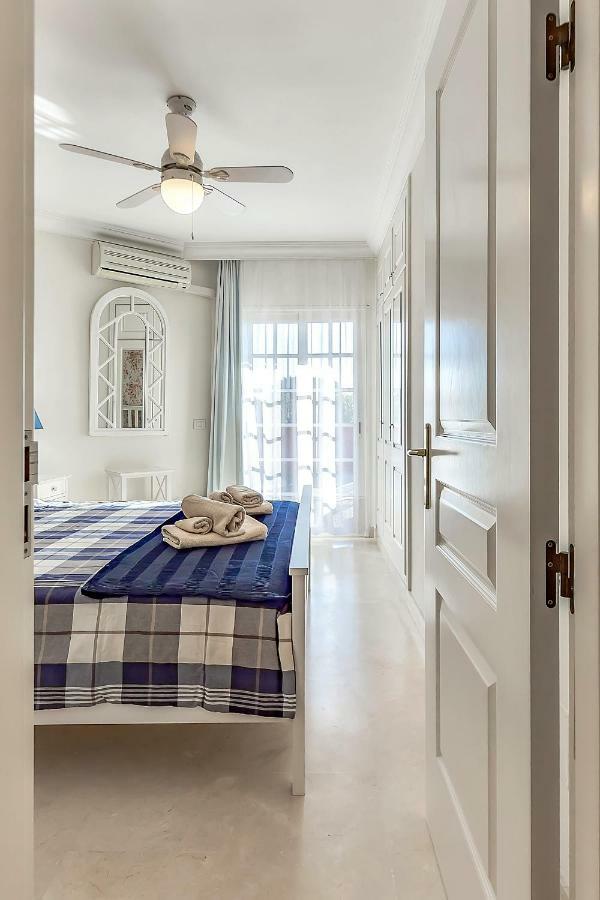 Apartment With Large Terrace In Terrazas Del Duque Адехе Екстериор снимка